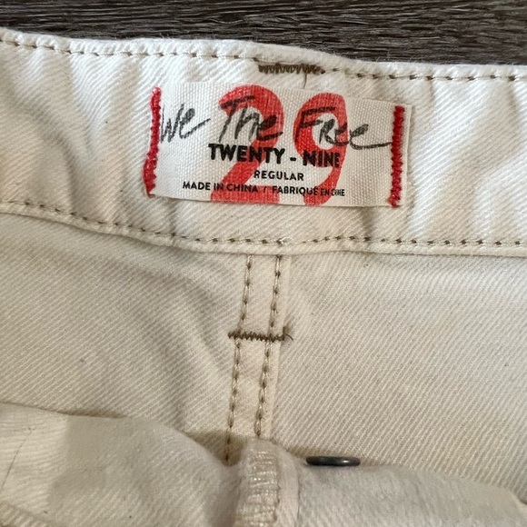 Free People Bridgette Denim‎ Shorts High Rise Button Fly Ivory Cream - Picture 4 of 8